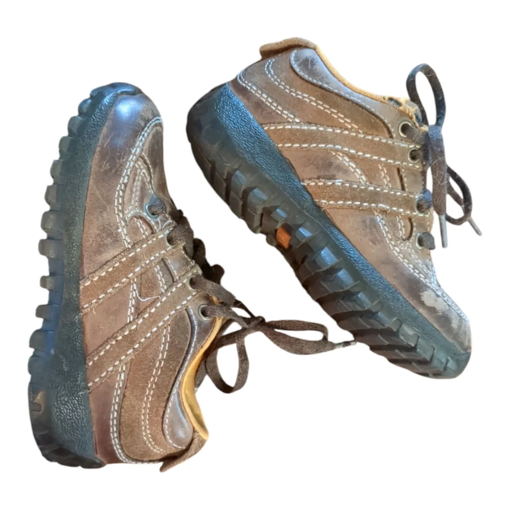 MUNCHKIN Brown Leather Lace Up Dress Shoes Toddler 8